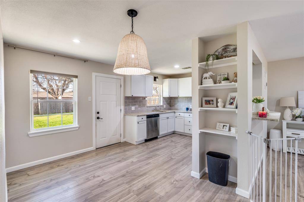 13803 Stardust Lane, Farmers Branch, TX 75234