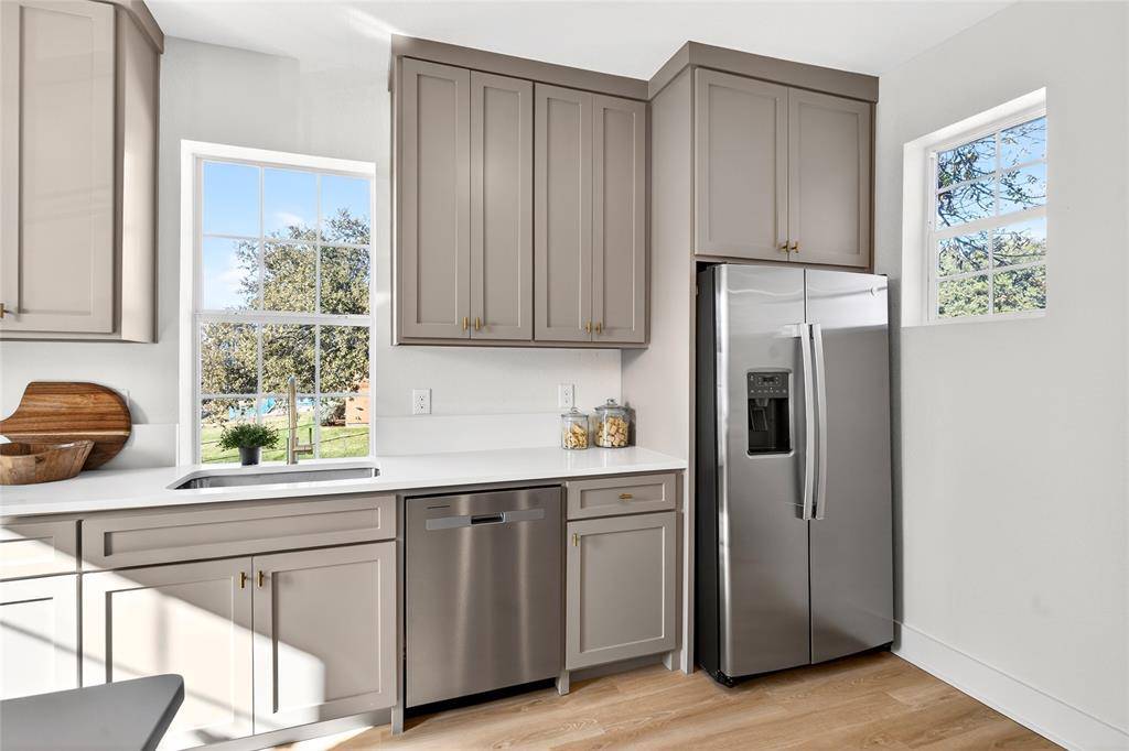 439 W 9th Street #3, Dallas, TX 75208