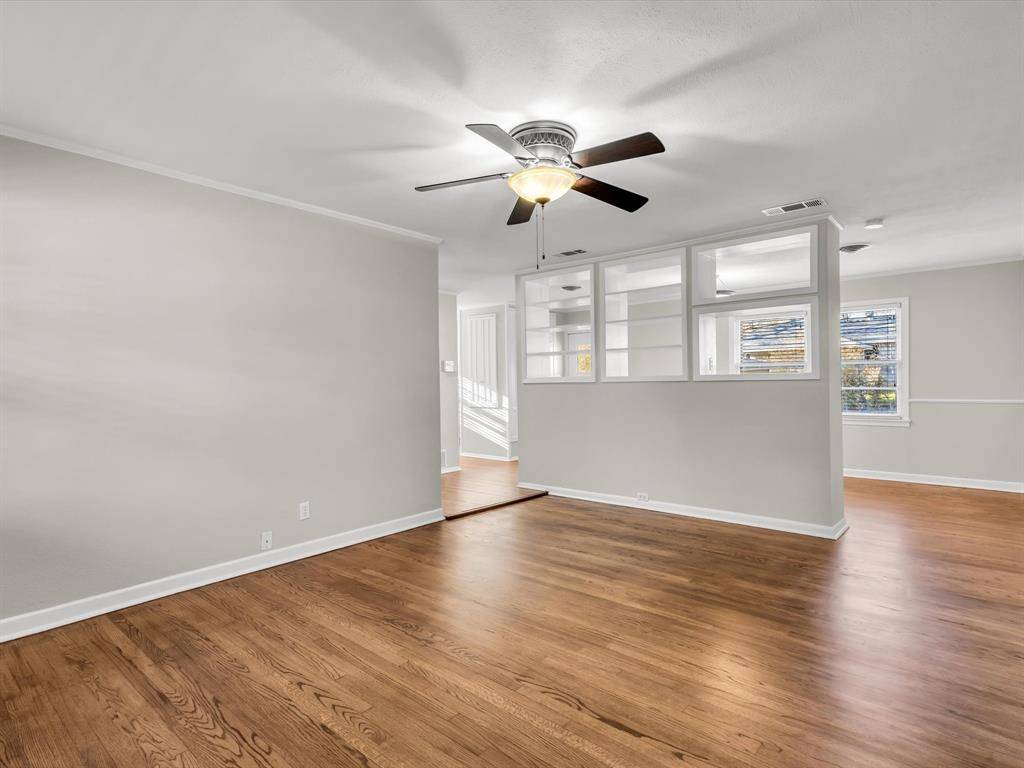 3404 Cromart Avenue, Fort Worth, TX 76133