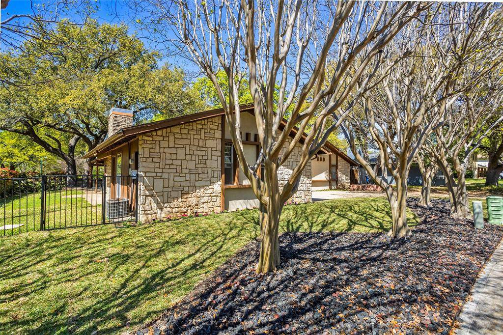 15721 Mapleview Circle, Dallas, TX 75248