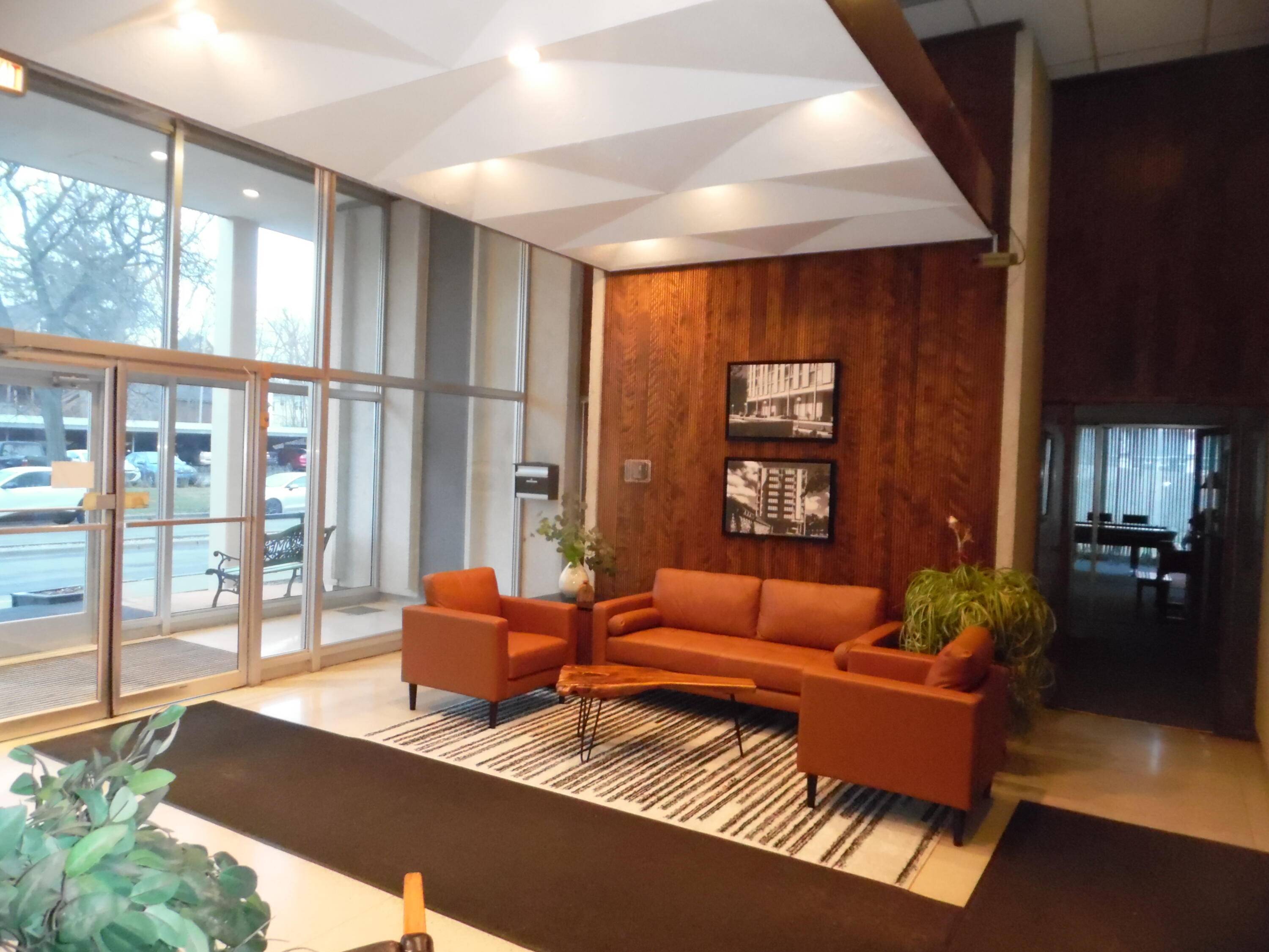 715 W Michigan AVE #508, Jackson City, MI 49201