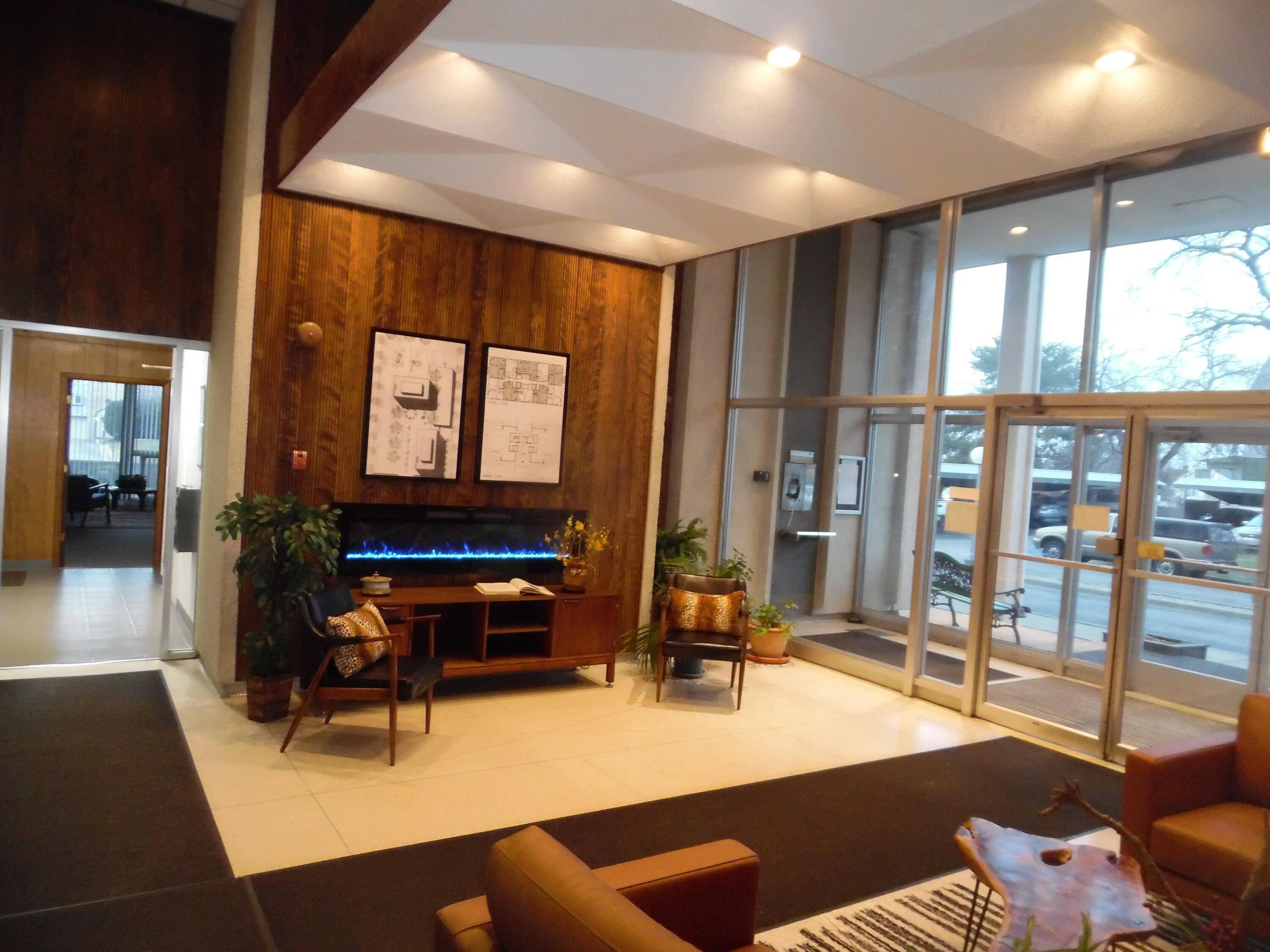 715 W Michigan AVE #508, Jackson City, MI 49201