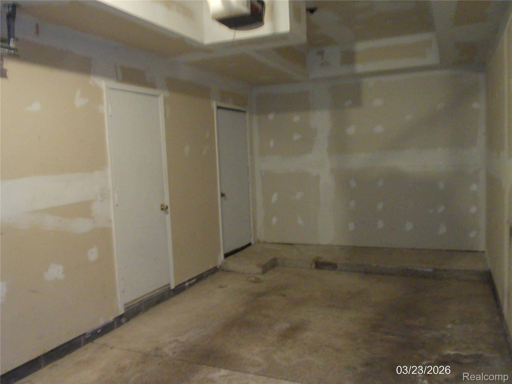 24495 Quad Park LN, Clinton Charter Township, MI 48035