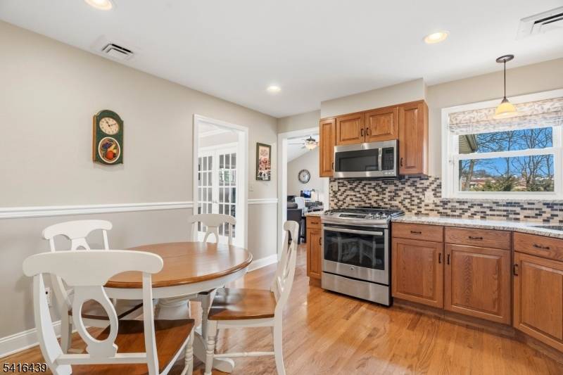 262 Cornwall Rd, Glen Rock Boro, NJ 07452