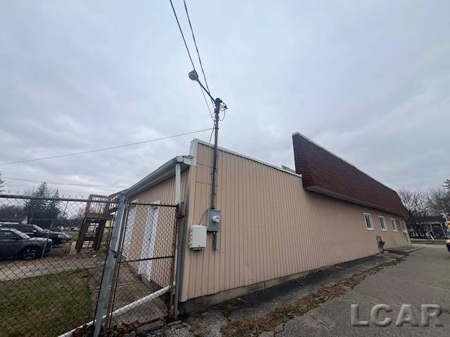 311 W Adrian ST, Blissfield, MI 49228