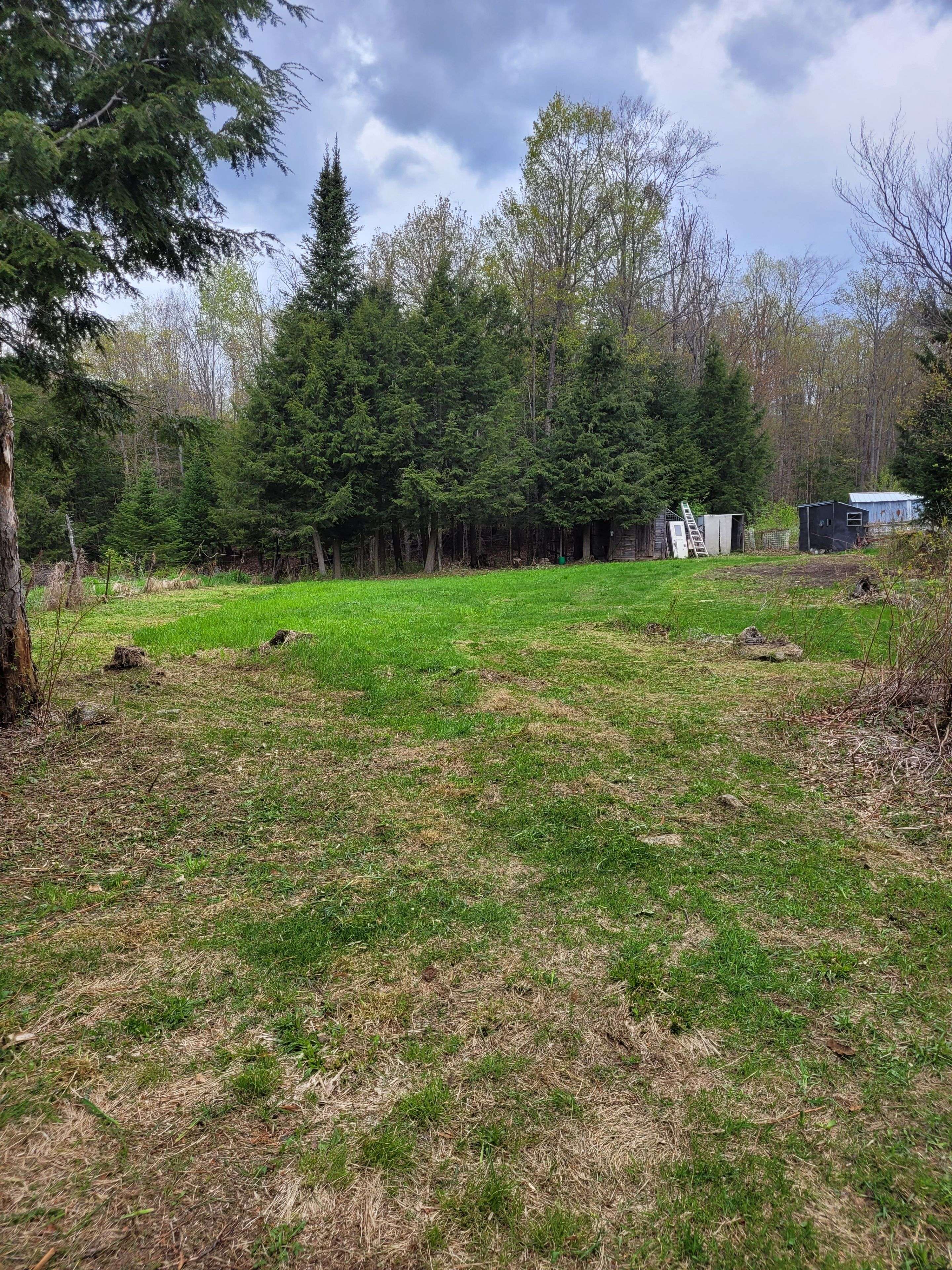 246 Hickey TRL, Hastings Highlands, ON K0L 1C0