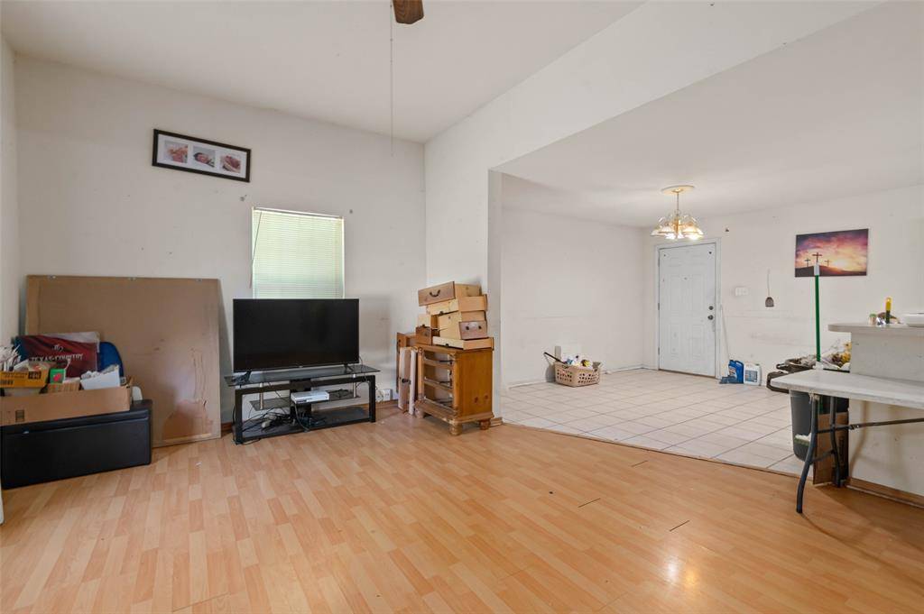 5344 Larimore Lane, Dallas, TX 75236