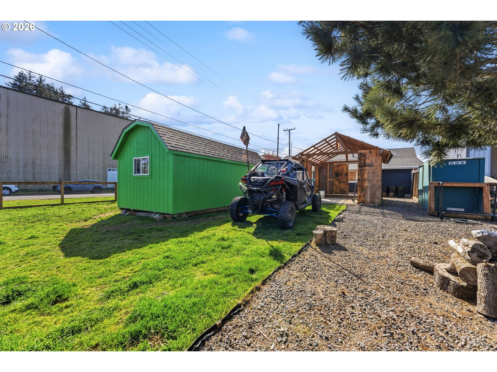 610 PARK AVE, Lakeside, OR 97449