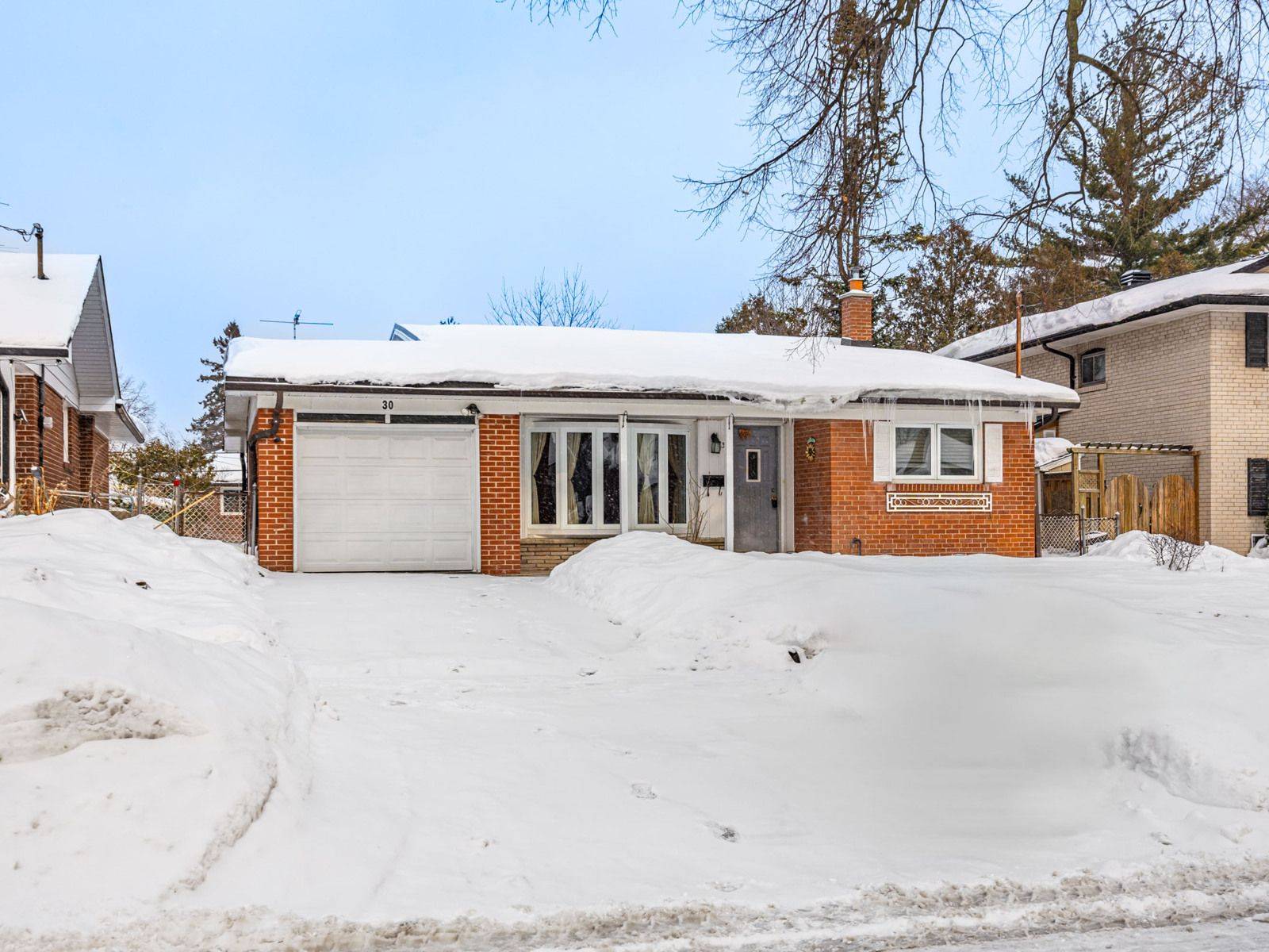 30 Six Nations AVE, Toronto E09, ON M1H 1R5