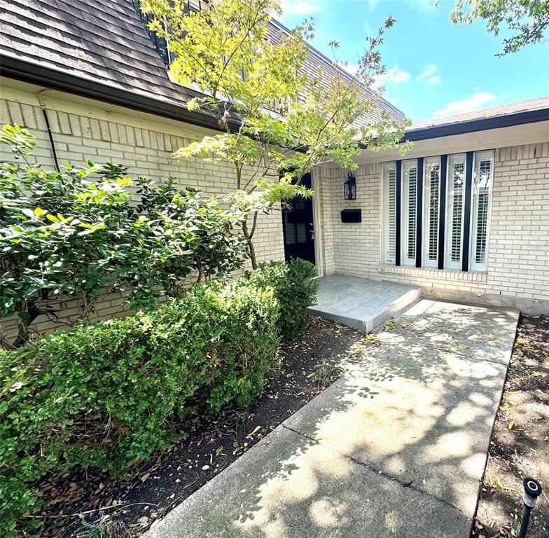 10609 Sandpiper Lane, Dallas, TX 75230