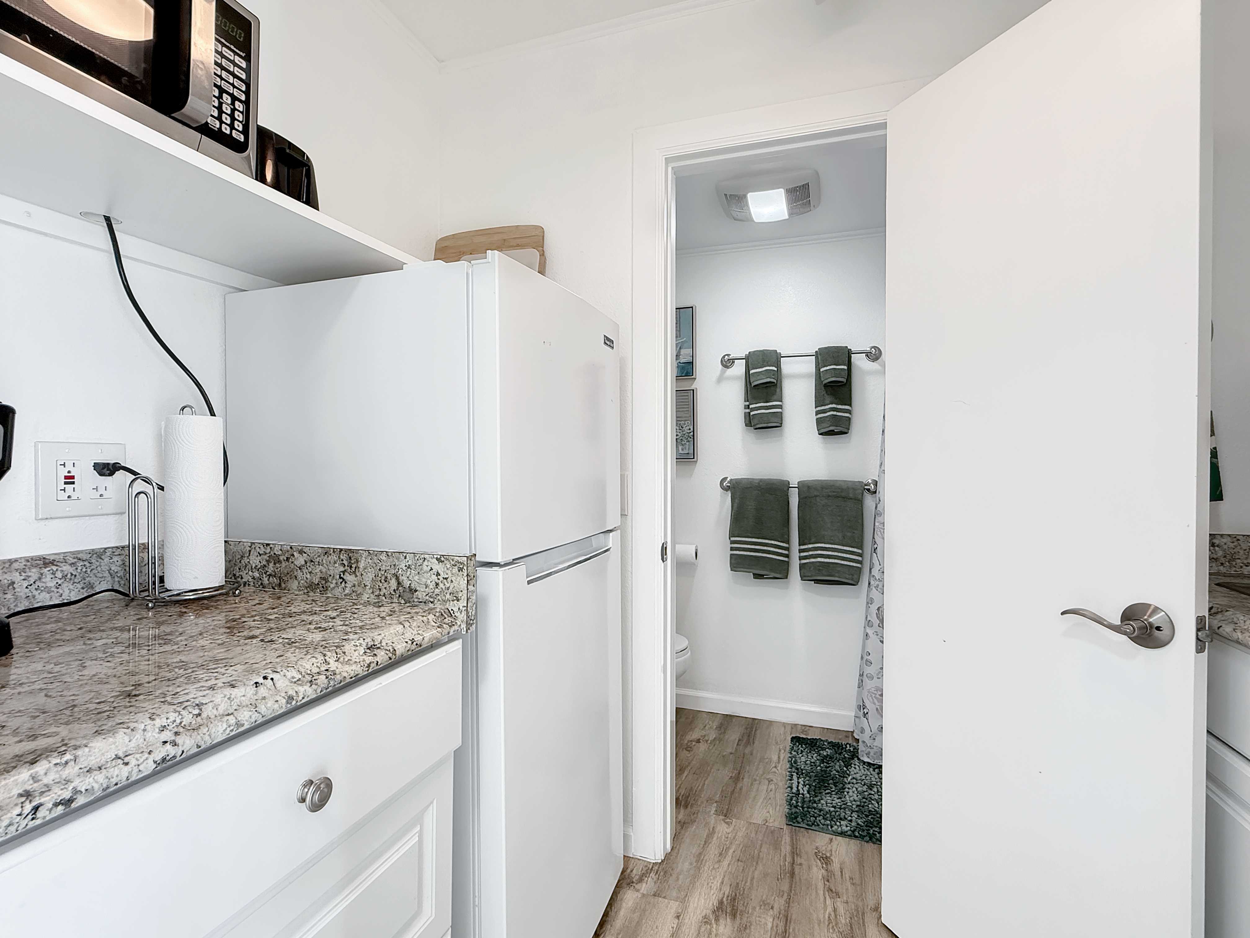75-5776 KUAKINI HWY #327, Kailua Kona, HI 96740