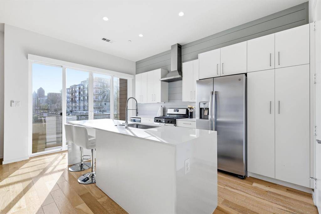 3812 San Jacinto Street #204, Dallas, TX 75204