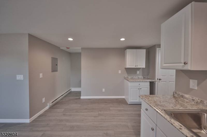 427 E Central Ave, Alpha Boro, NJ 08865