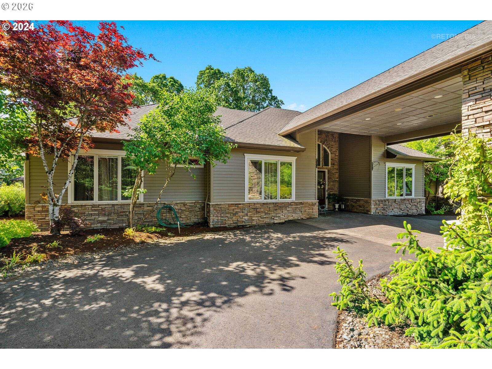 24300 NE Dayton AVE, Newberg, OR 97132