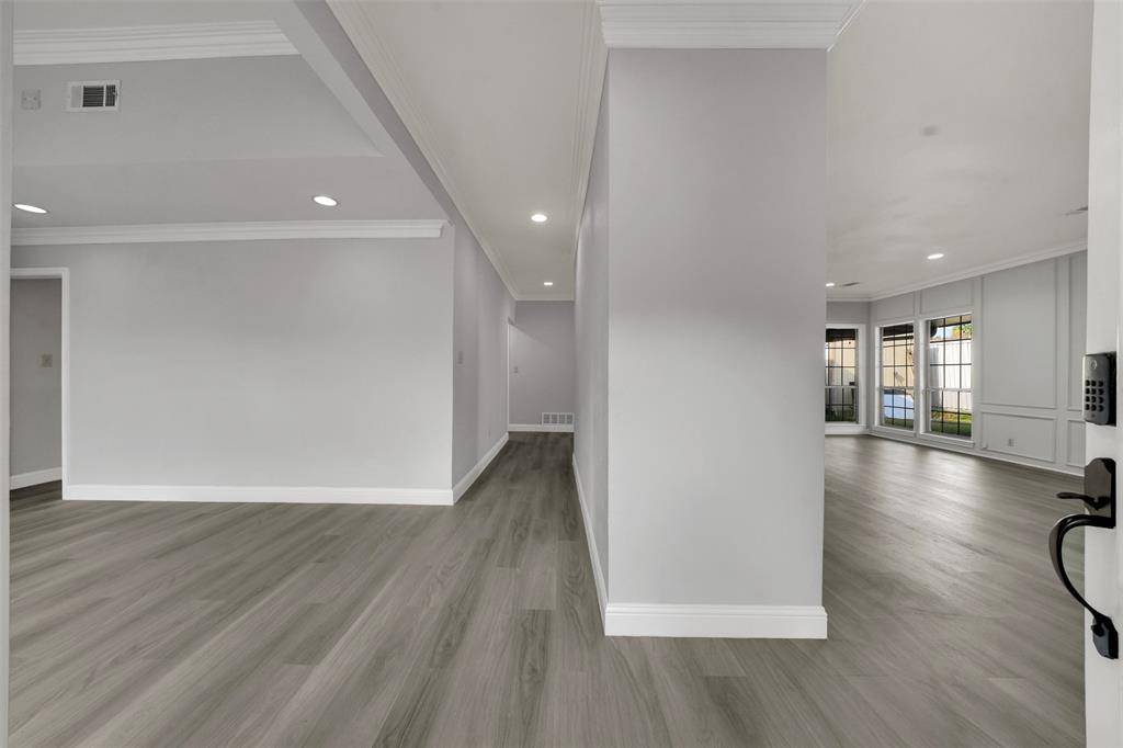 12401 Pleasant Valley Drive, Dallas, TX 75243