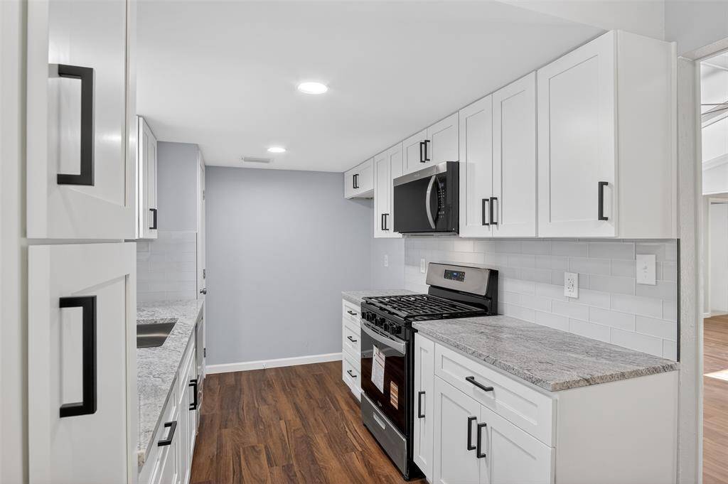 4725 Snow Drive, Mesquite, TX 75150