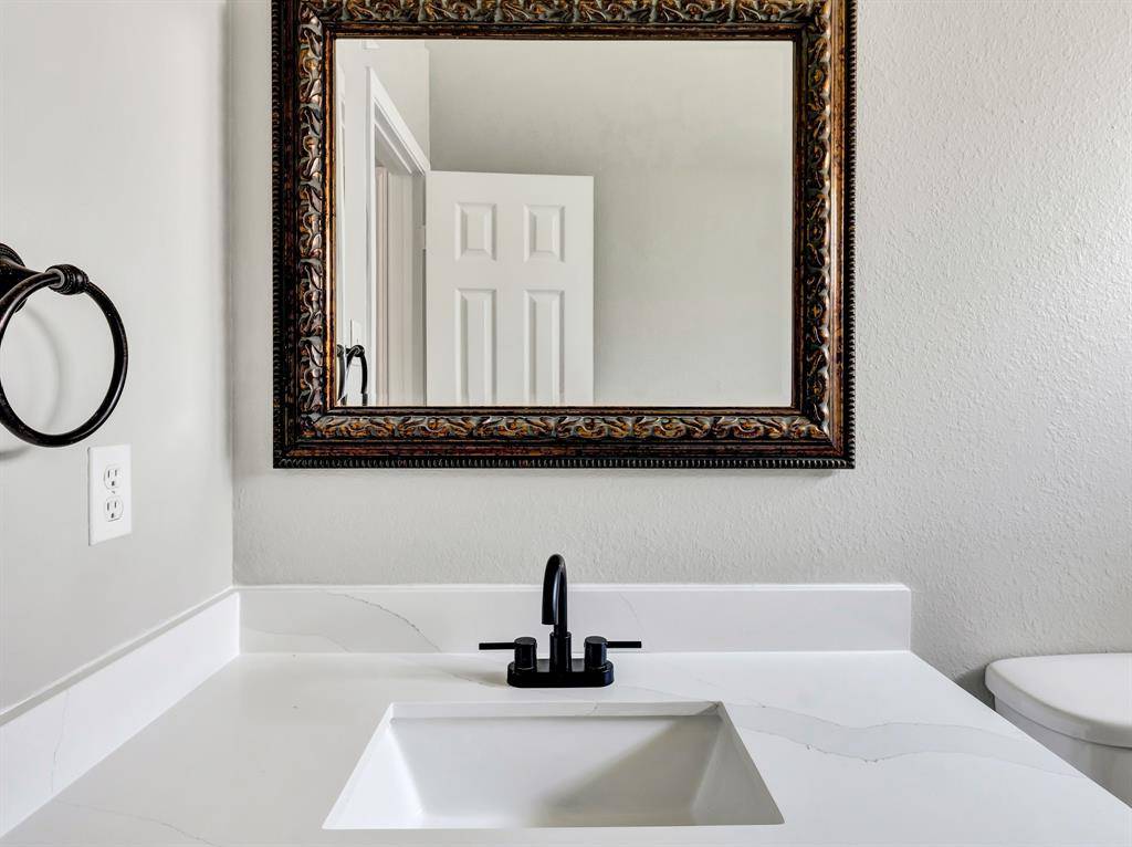 10300 Ashmont Drive, Frisco, TX 75035