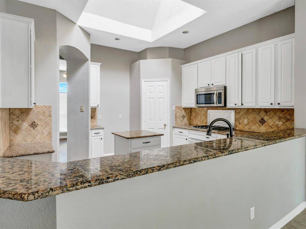 10300 Ashmont Drive, Frisco, TX 75035