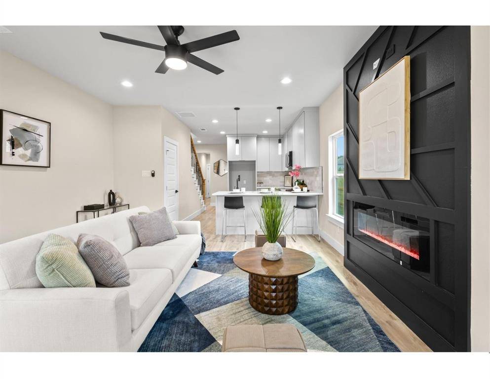 13723 & 13725 Biggs Street, Dallas, TX 75253