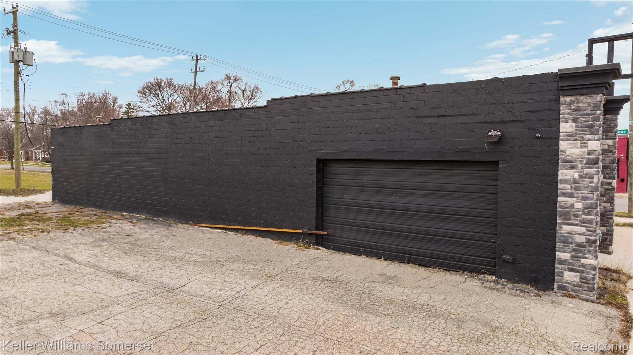 14700 W Chicago ST, Detroit, MI 48228