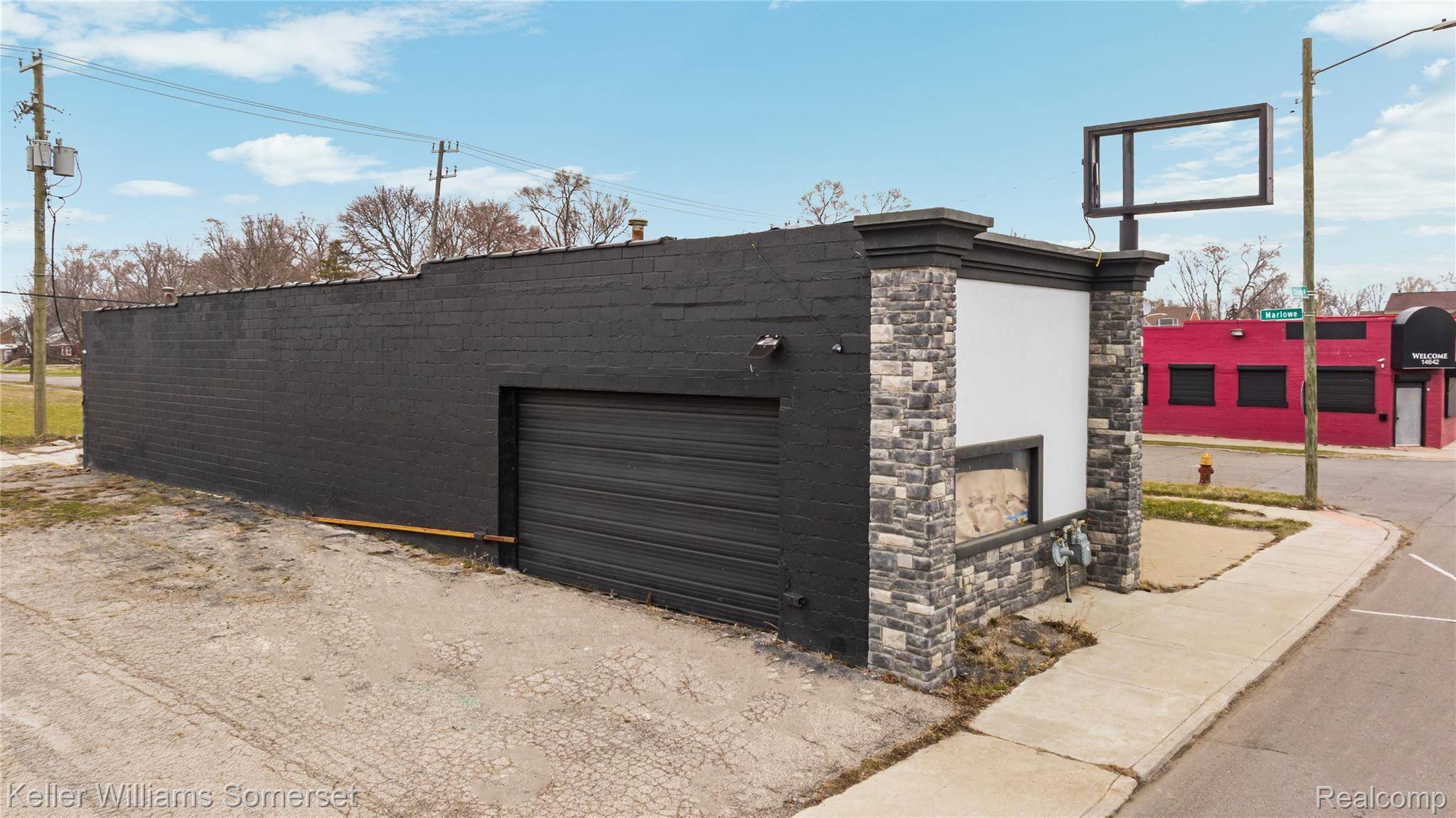 14700 W Chicago ST, Detroit, MI 48228