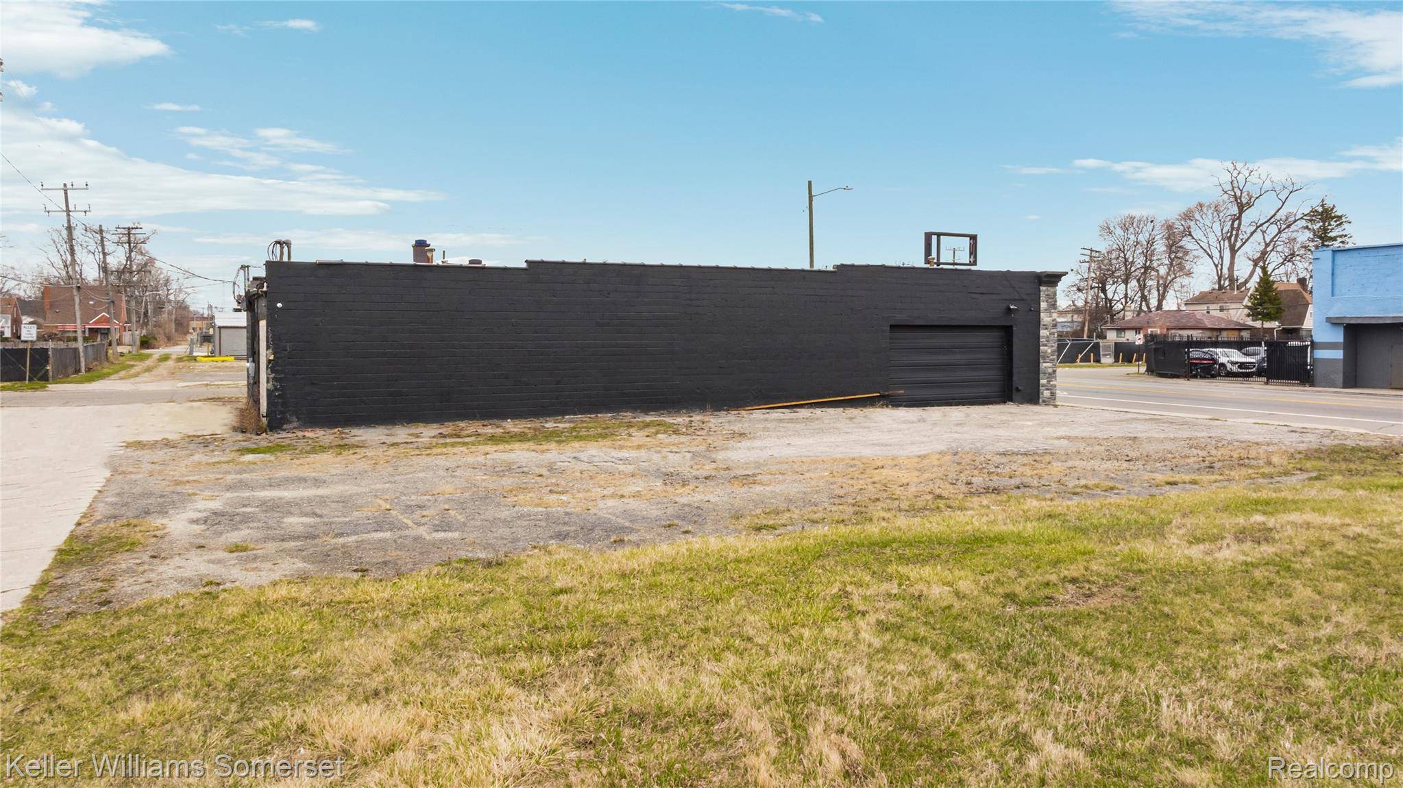 14700 W Chicago ST, Detroit, MI 48228