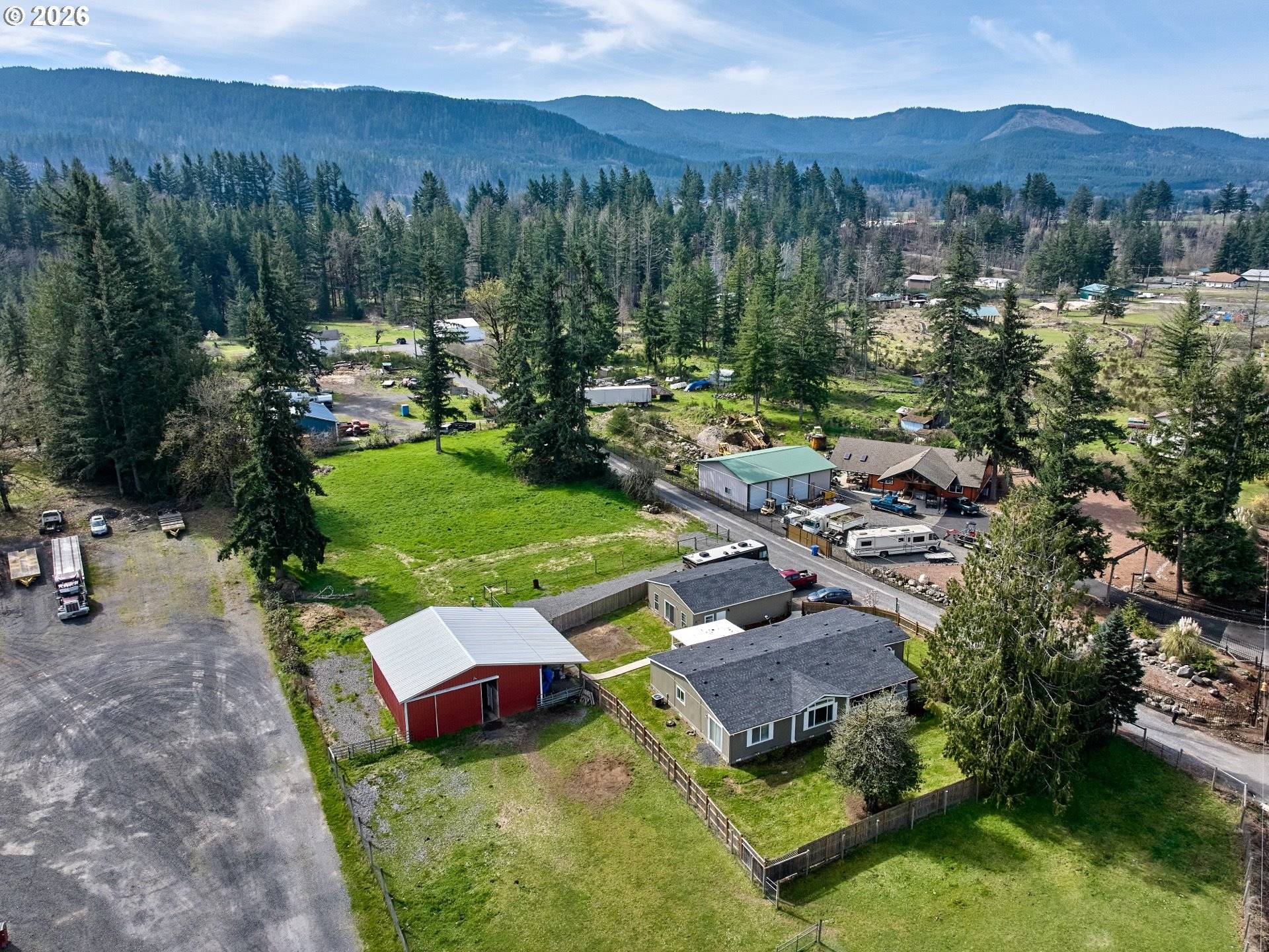 40299 GATES SCHOOL RD, Gates, OR 97346
