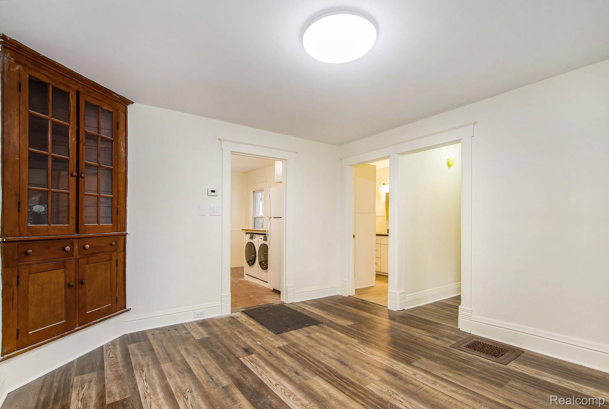 1017 Washtenaw RD, Ypsilanti, MI 48197