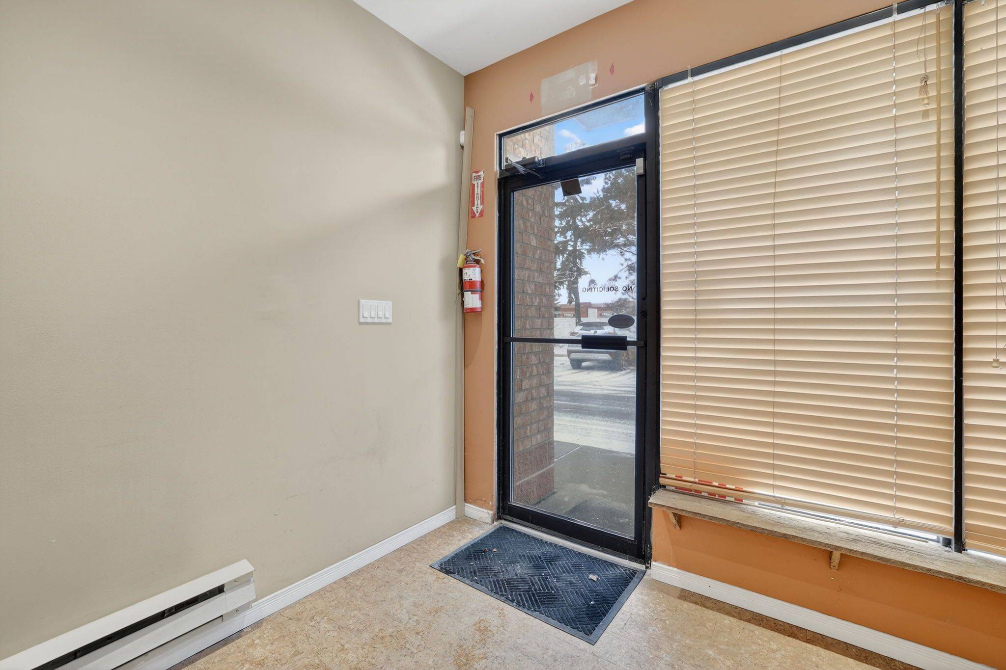 665 Millway AVE #11, Vaughan, ON L4K 3T8