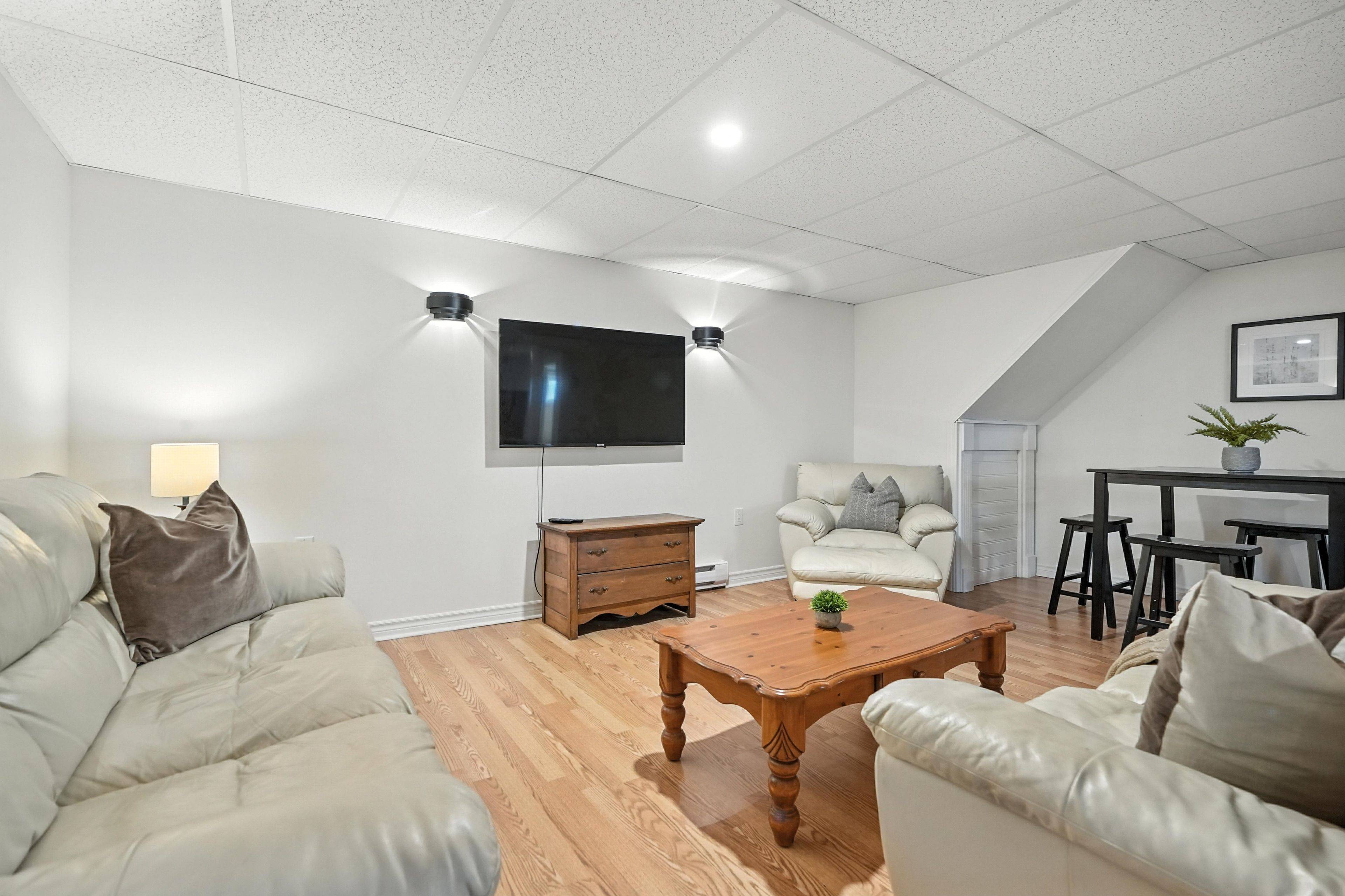 41 Market ST #Basement, Adjala-tosorontio, ON L0M 1M0