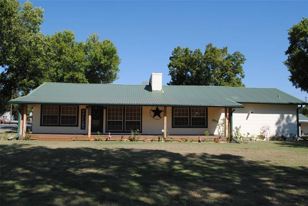 908 N Austin, Comanche, TX 76442