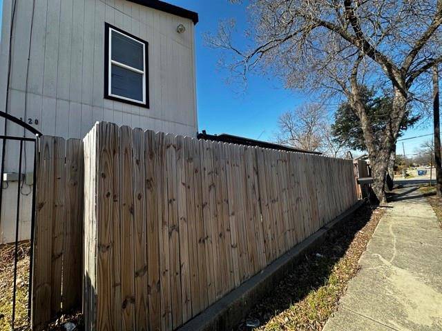 5118 Ash Lane, Dallas, TX 75223