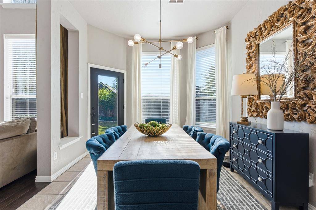 2537 Clearlake Drive, Grand Prairie, TX 75054