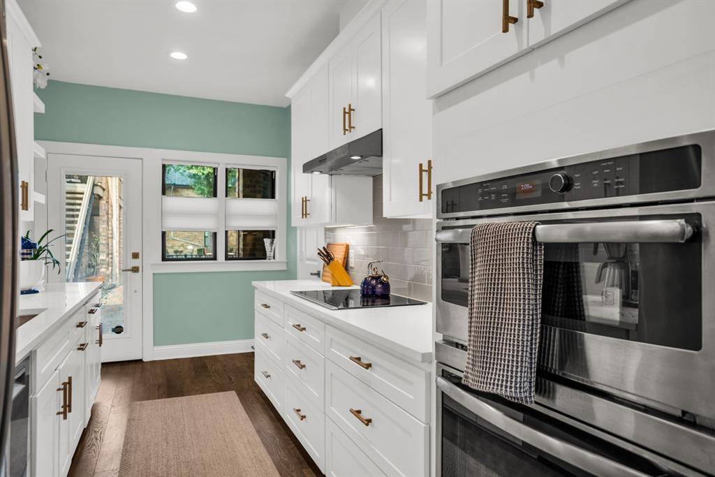 10716 Park Village Place #B, Dallas, TX 75230