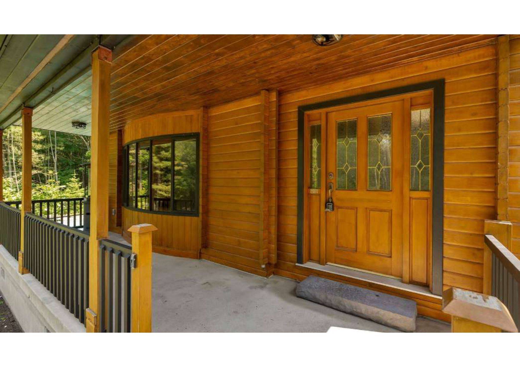 2668 McDonald RD, Springwater, ON L0L 1P0