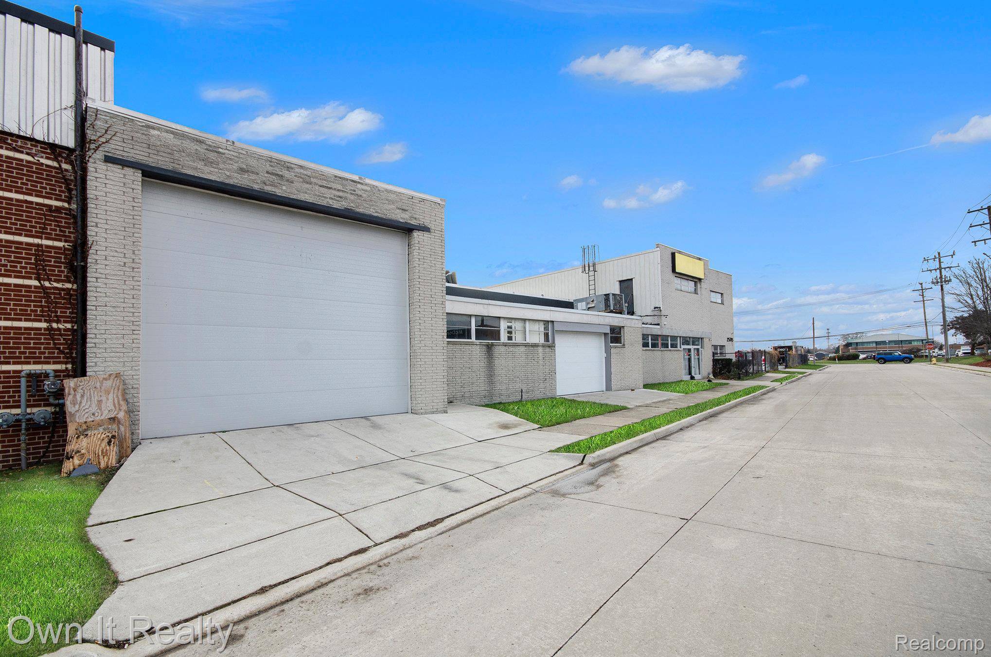 25315 Kean ST, Dearborn, MI 48124