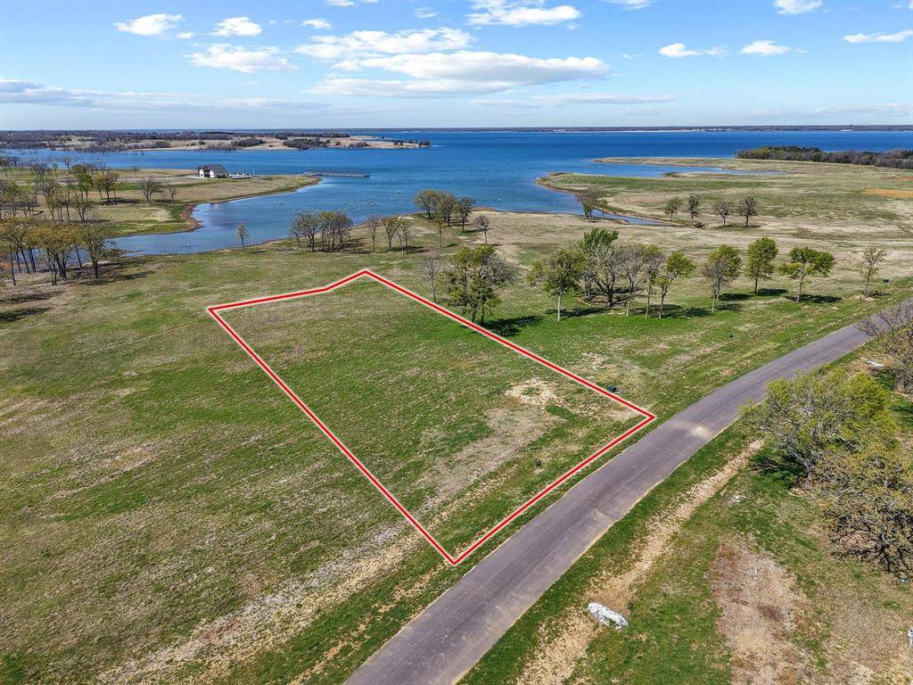 237 Lakeshore Terrace, Windom, TX 75492