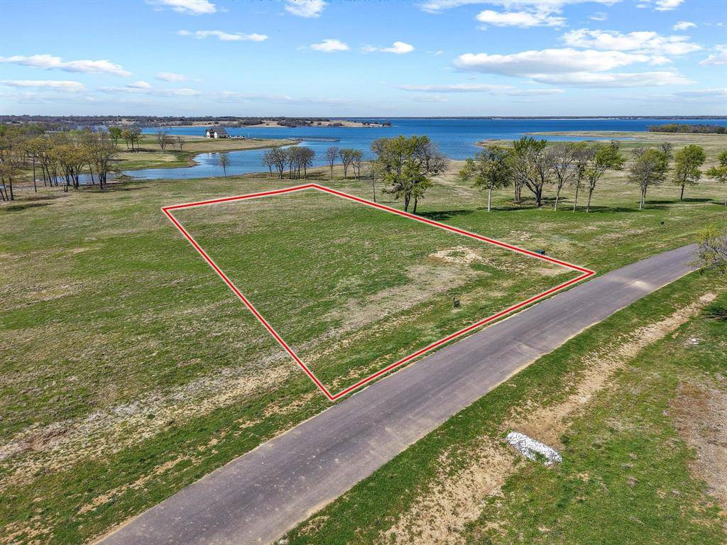 237 Lakeshore Terrace, Windom, TX 75492