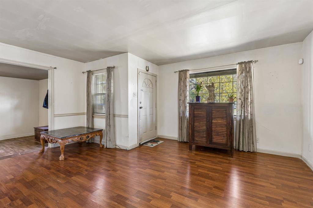 2622 Centerville Road, Dallas, TX 75228