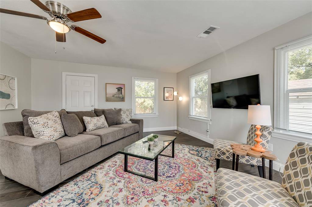 2314 S Hampton Road, Dallas, TX 75224