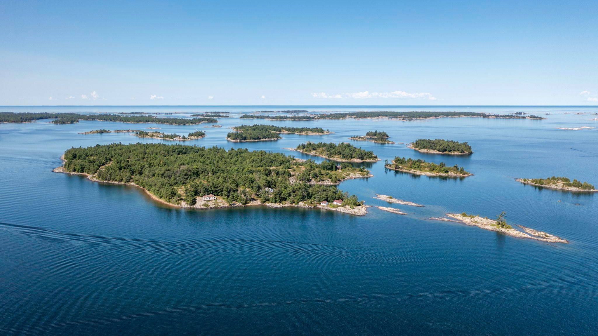 3 57C IS, Carling, ON P0G 1G0