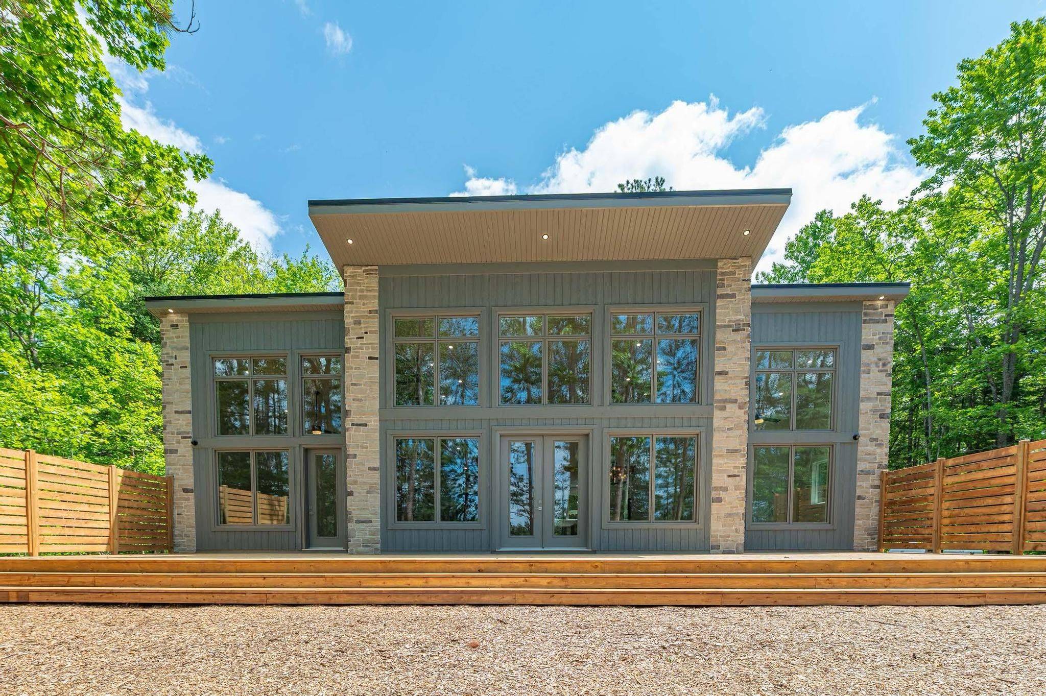 59 Ida Ho LN, Faraday, ON K0L 1C0