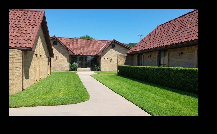 915 E Hubbard Street, Mineral Wells, TX 76067