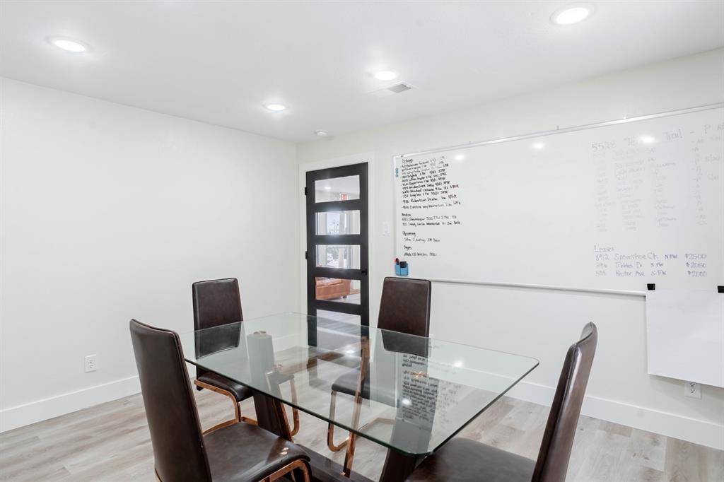 3109 Roberts Cut Off Road, Lake Worth, TX 76114
