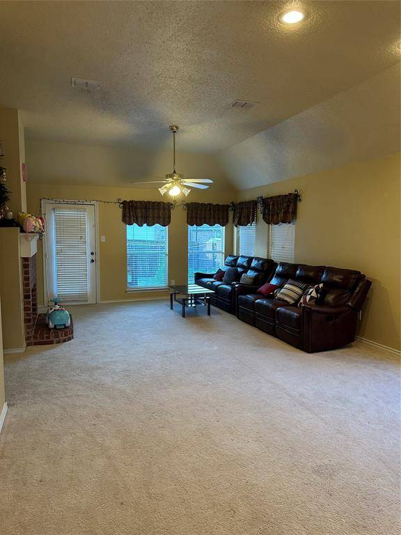 1681 Yellowstone Avenue, Lewisville, TX 75077