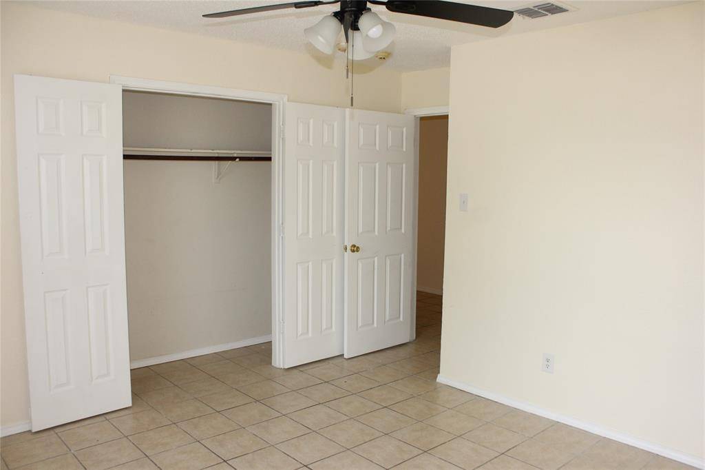 630 Bluechalk Drive, Cedar Hill, TX 75104