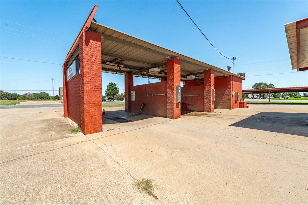 929 E Main Street, Eastland, TX 76448