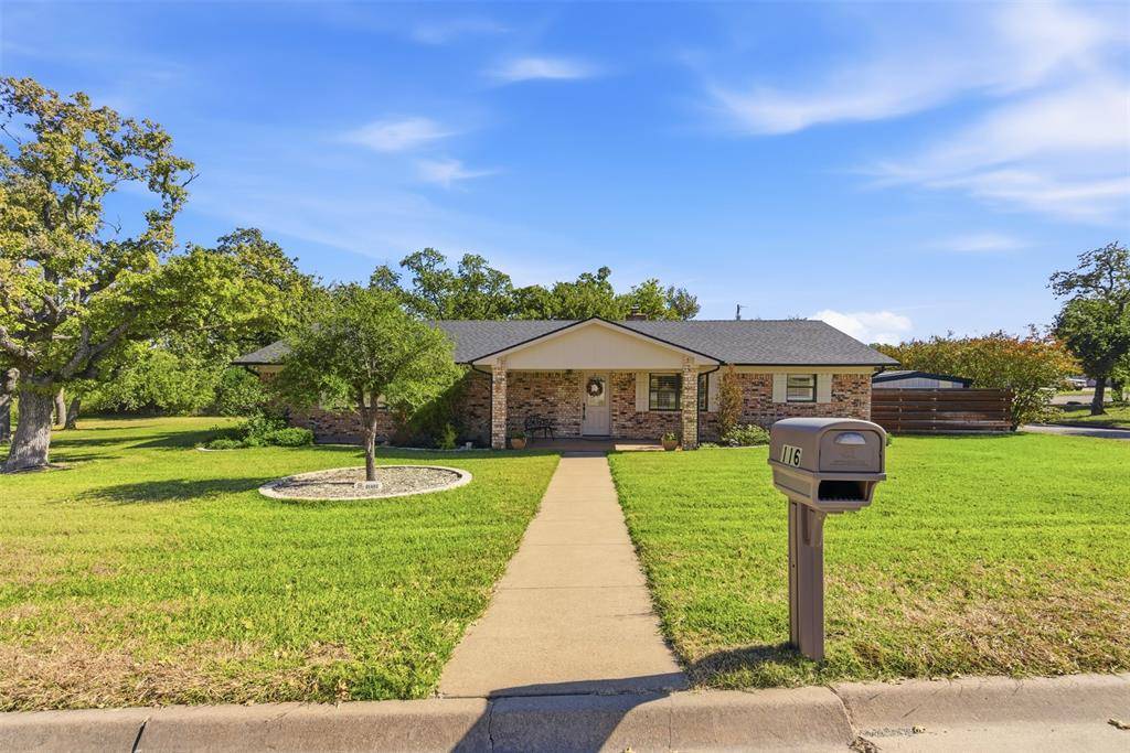 116 Cromeans Street, Jacksboro, TX 76458