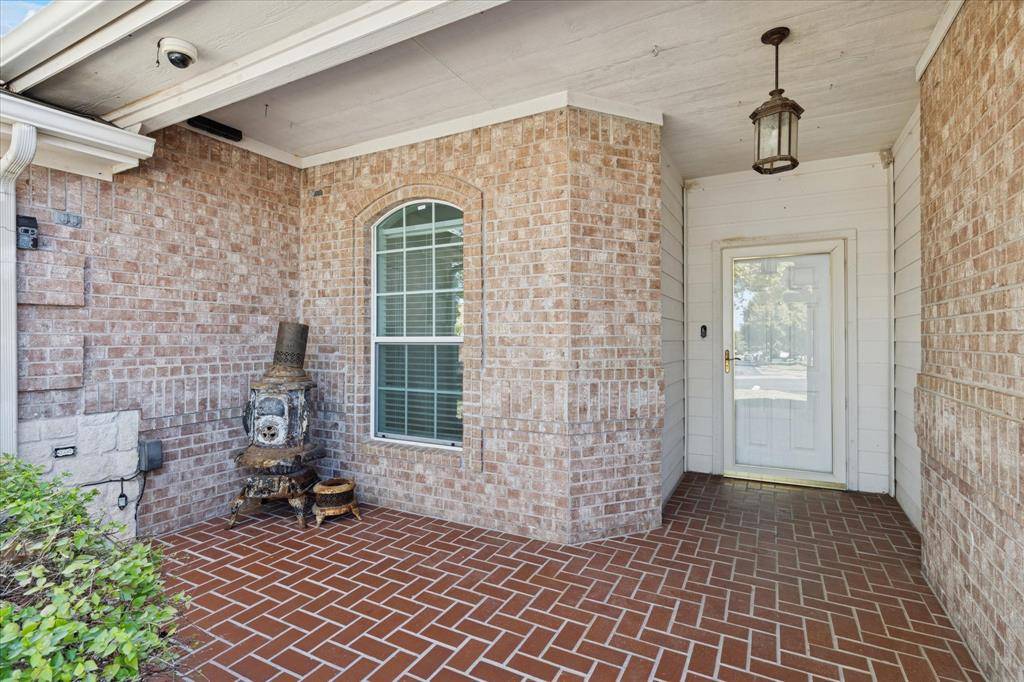 1917 Windowmere Trail, Weatherford, TX 76085