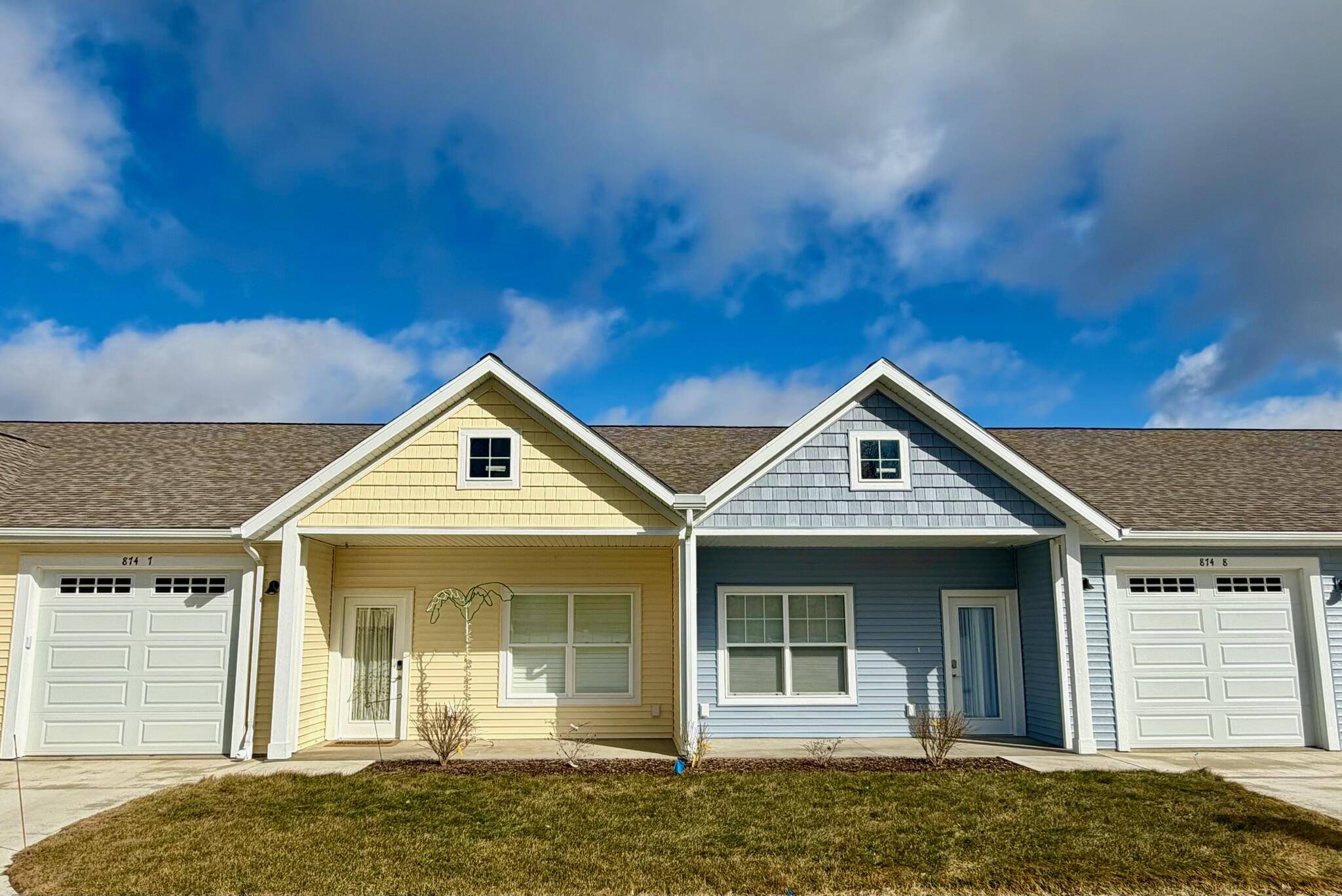 874 3rd Avenue #13, Lake Odessa Vllg, MI 48849